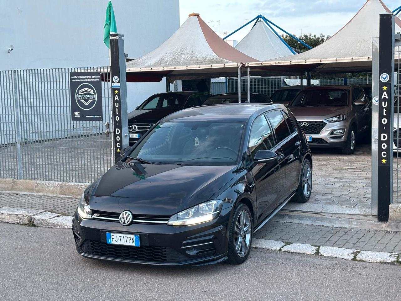 Volkswagen Golf 1.6 TDI 115cv R line - 2017