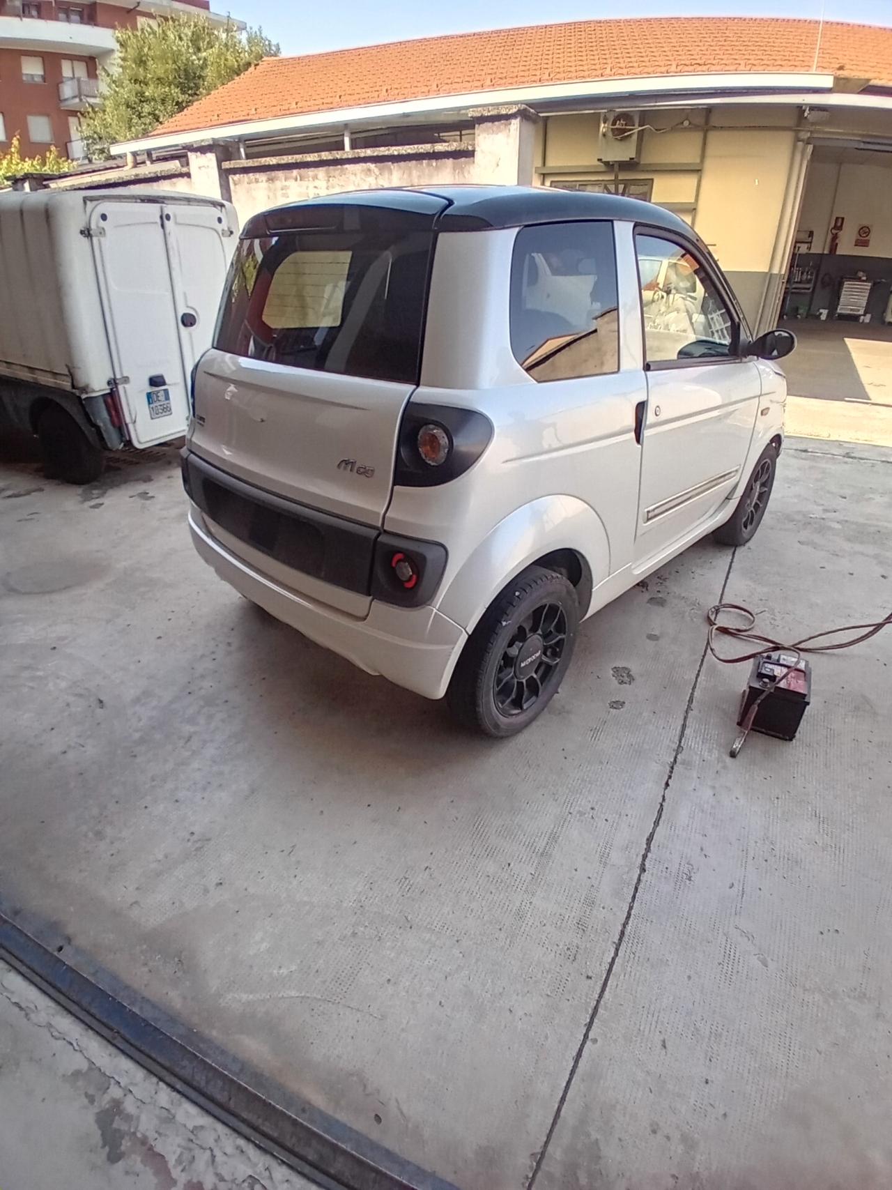 Microcar M.Go MGO 4 Dynamic + Plus