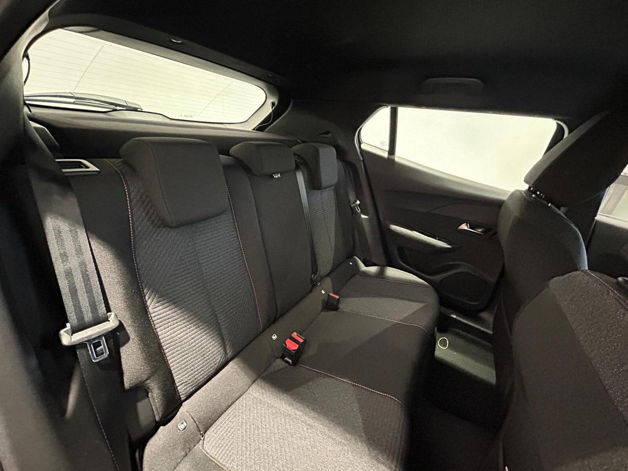 Peugeot 2008 Style NUOVA DA IMMATRICOLARE PREZZO PROMO