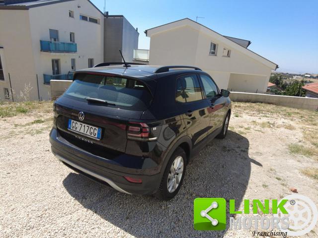 VOLKSWAGEN T-Cross style