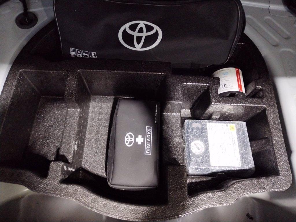 TOYOTA Yaris cross 1.5h active eco fwd 116cv e-cvt del 2023