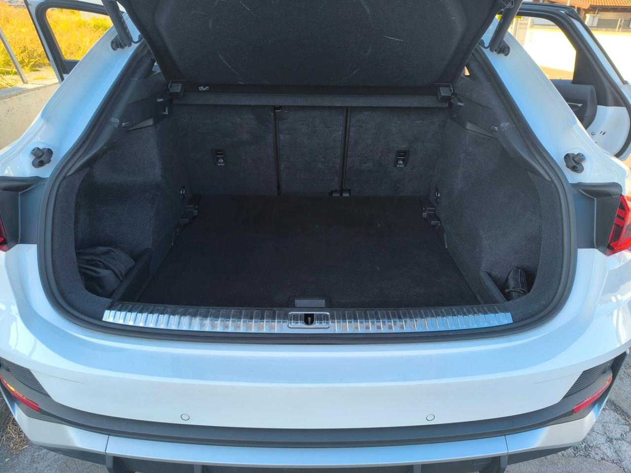 AUDI Q3 SPORTBACK S-LINE INTERNO ESTERNO 2.0 TDI 150cv 07/2