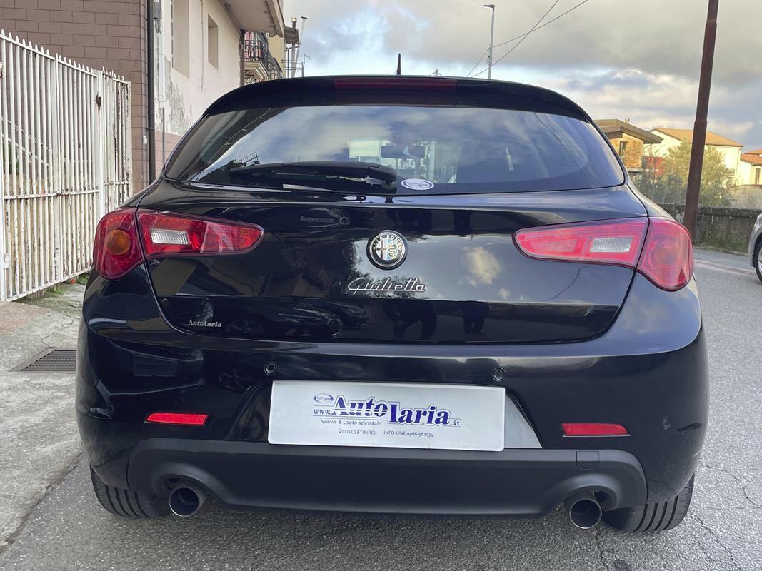 Alfa Romeo Giulietta 2.0 JTDm-2 140 CV Distinctive