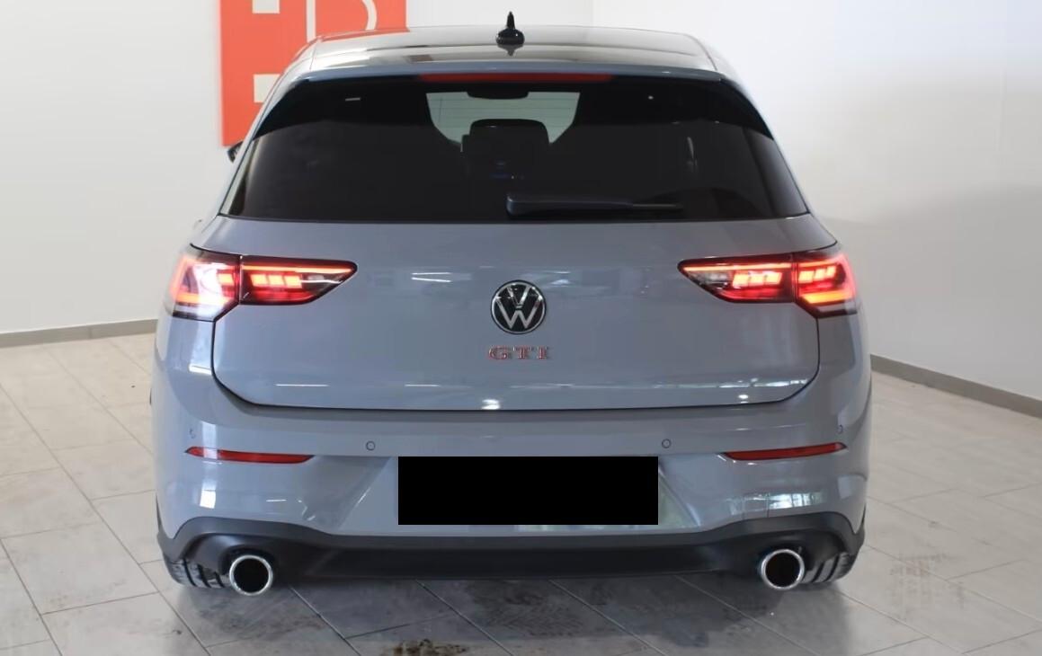 Volkswagen Golf GTI 2.0 TSI DSG 8.5 Black Style 19 AHK TETTO