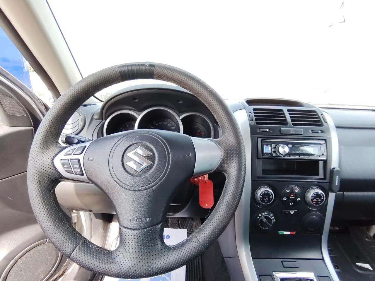 Suzuki Grand Vitara 1.9 DDiS 3 porte