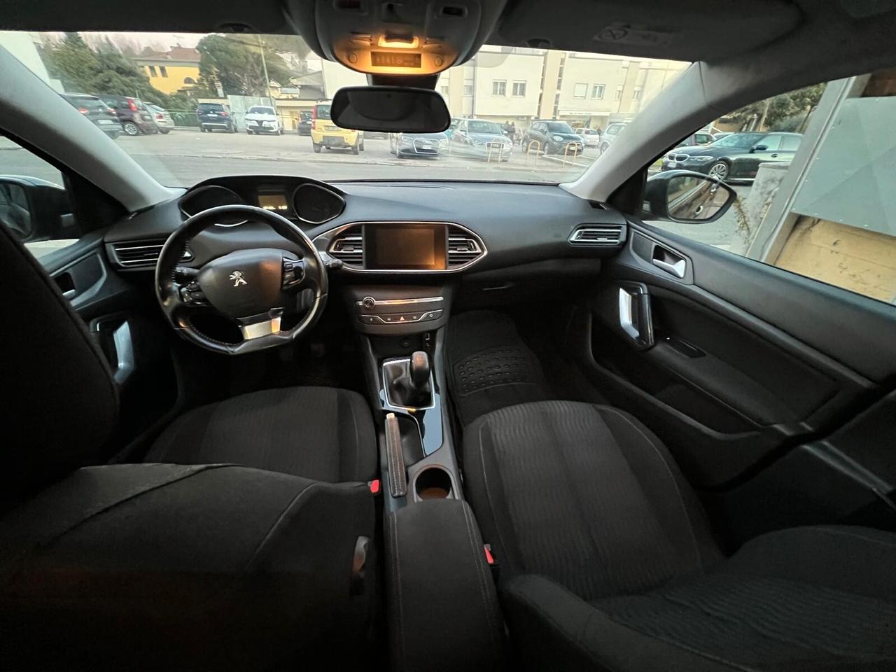 Peugeot 308 BlueHDi 150 S&S EAT6 SW Business