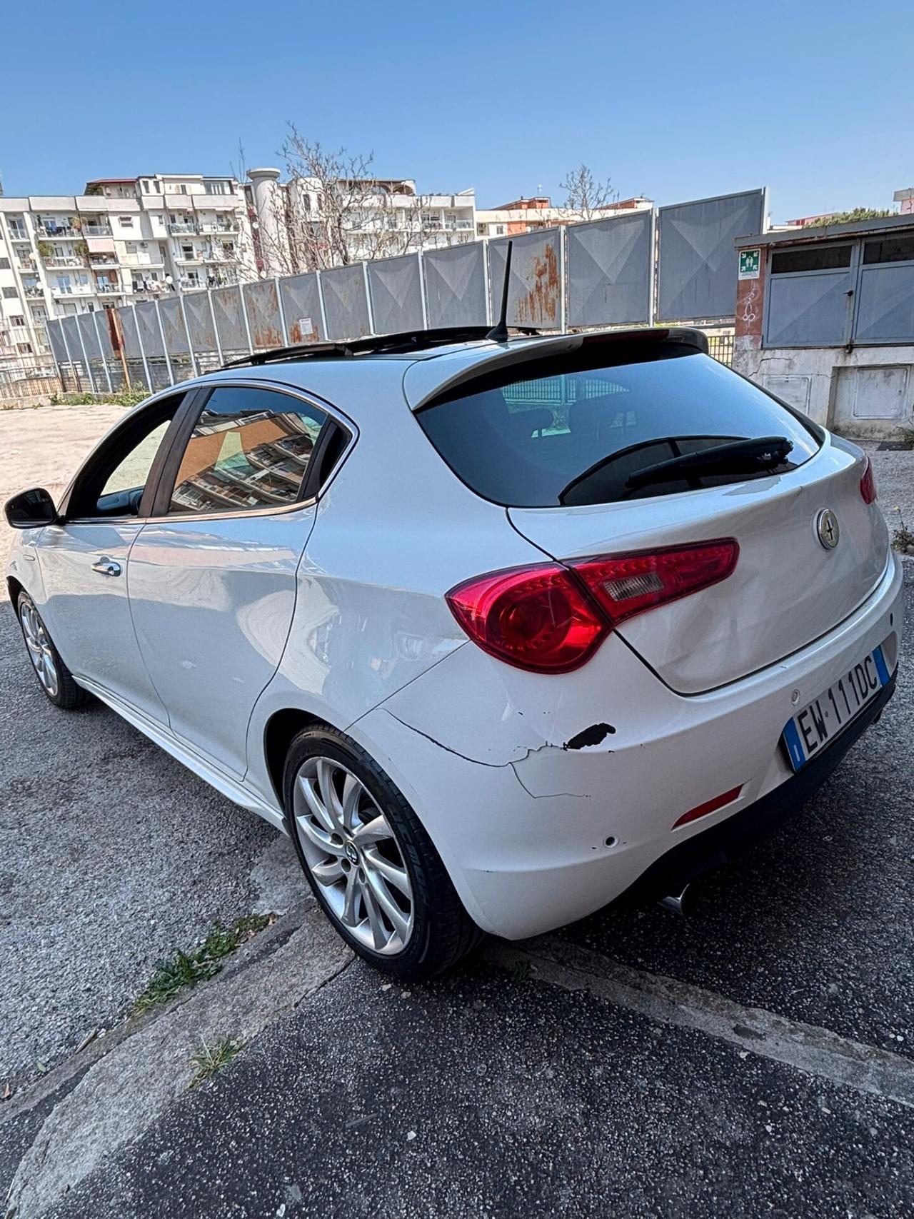 Alfa Romeo Giulietta 1.6 JTDm-2 105 CV Exclusive