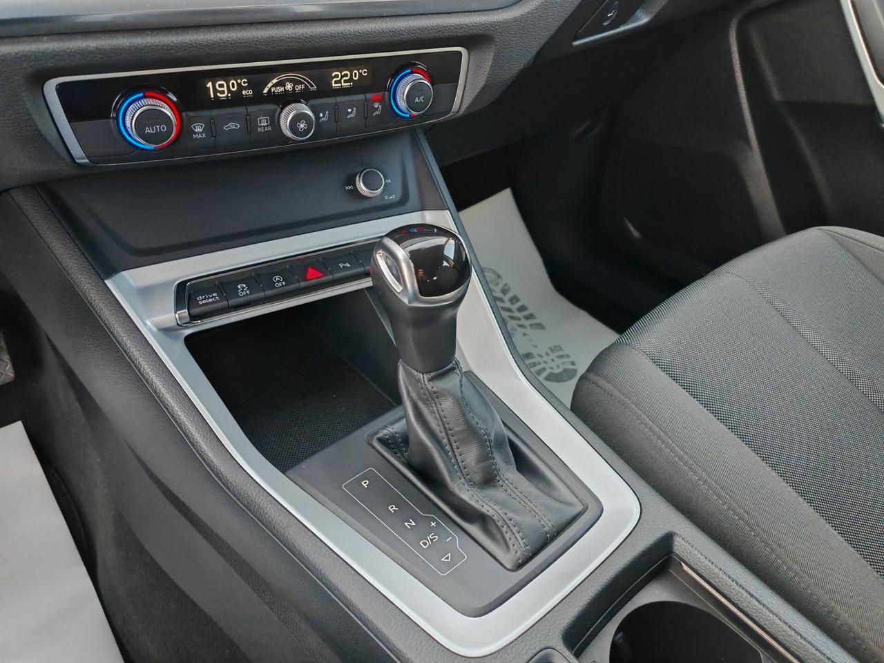 Audi Q3 SPB 35 2.0TDI 150Cv Full optional 2021