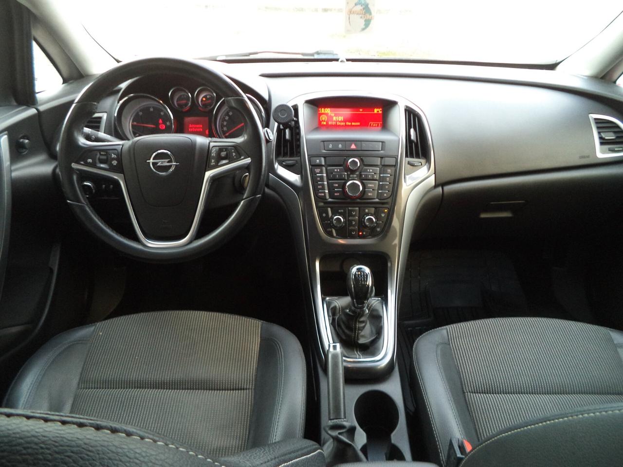 Opel Astra 1.7 CDTI 110CV Sports Tourer Cosmo EURO 5