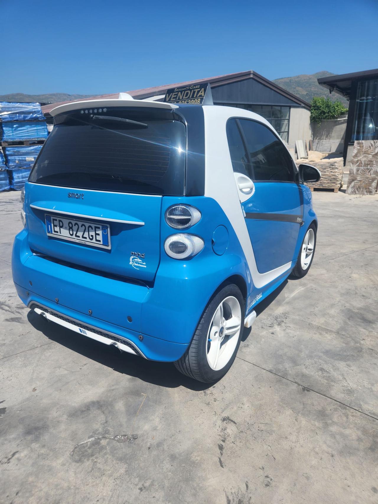 Smart ForTwo 1000 52 kW MHD coupé passion
