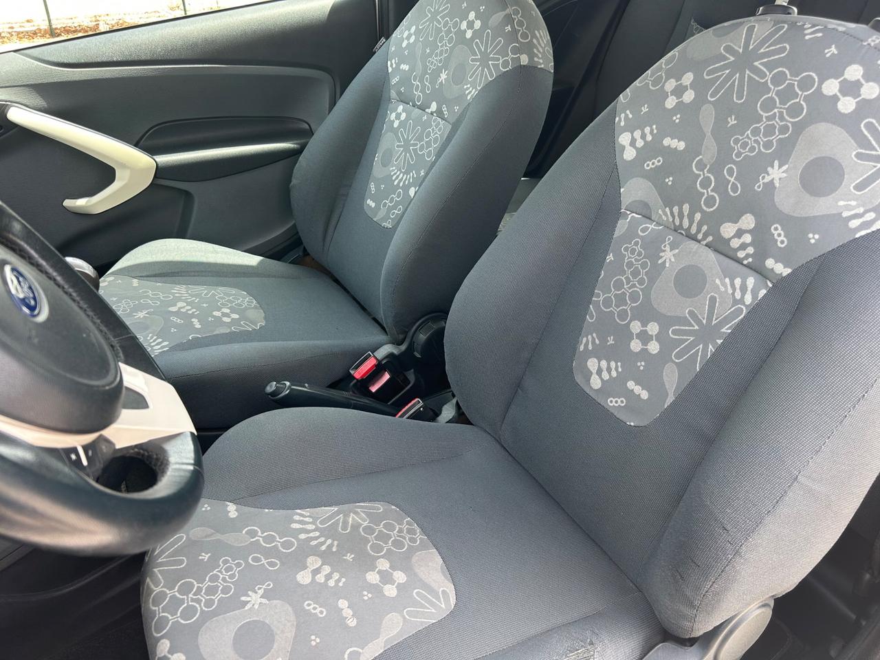 Ford Ka 1.3 TDCi 75CV Titanium