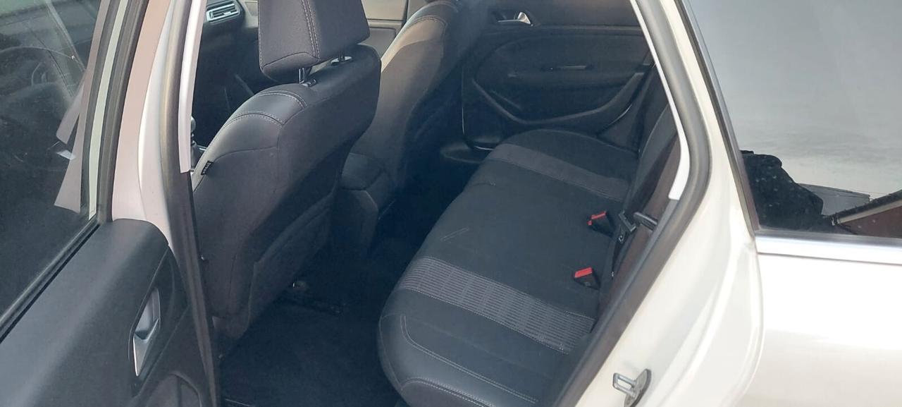 Peugeot 308 BlueHDi 130 S&S SW Allure