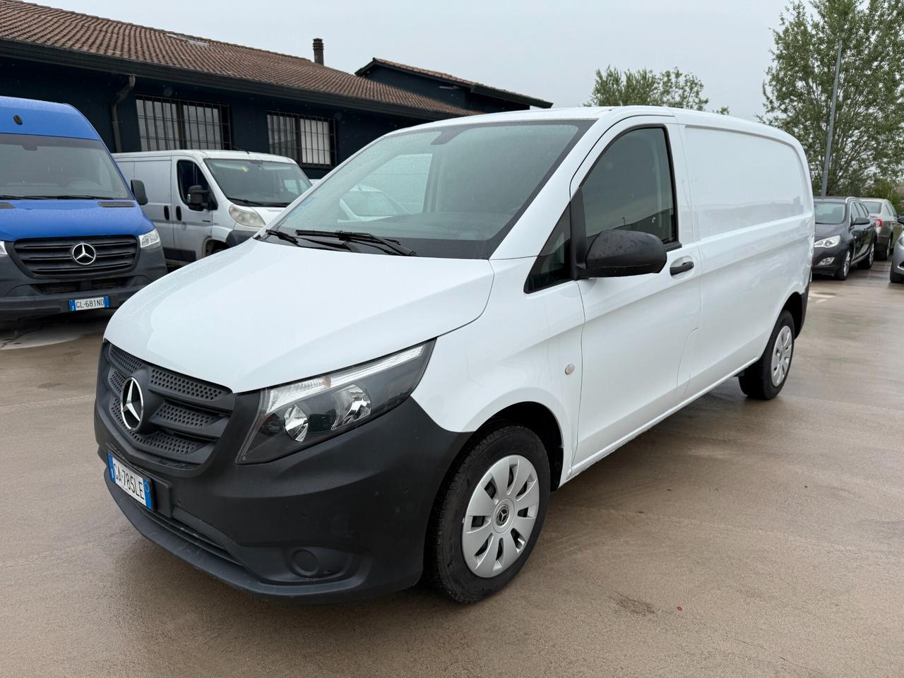 Mercedes-benz Vito 111 CDI 116 CV Furgone Compact