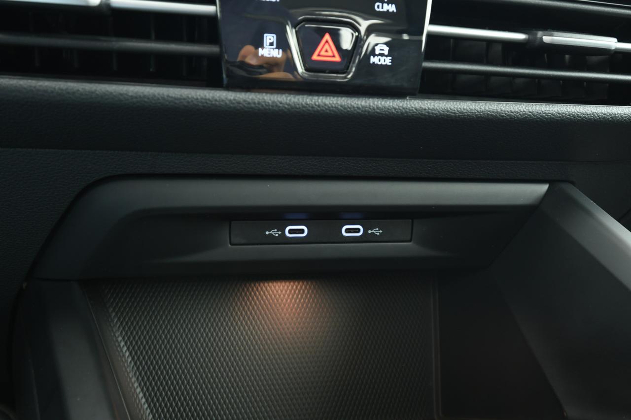 VOLKSWAGEN Golf 1.4 tsi ehybrid Style 204cv dsg APP CONNECT+ACC+ALCANTARA