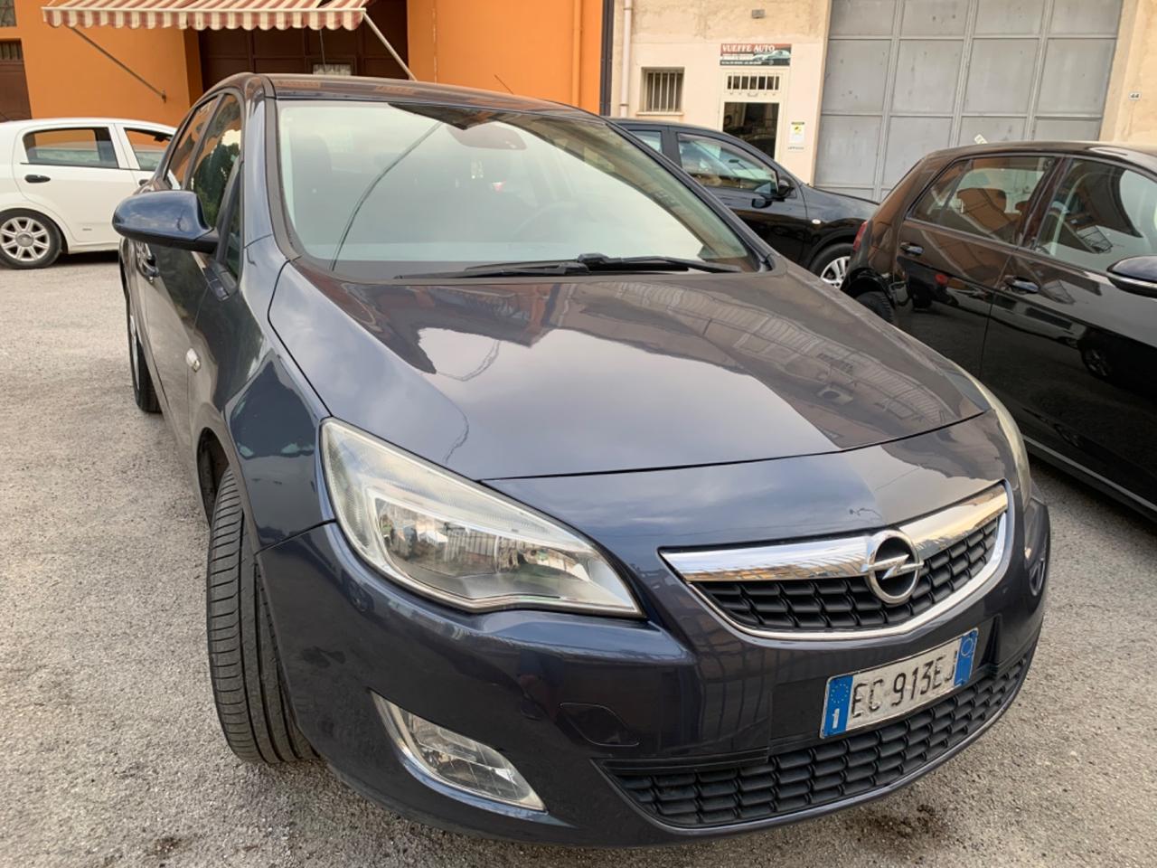 Opel Astra 1.7 CDTI 110CV 5 porte Elective