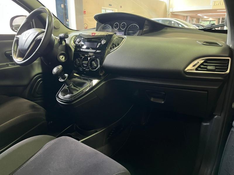 LANCIA Ypsilon 1.2 69 CV 5 porte S&S Gold