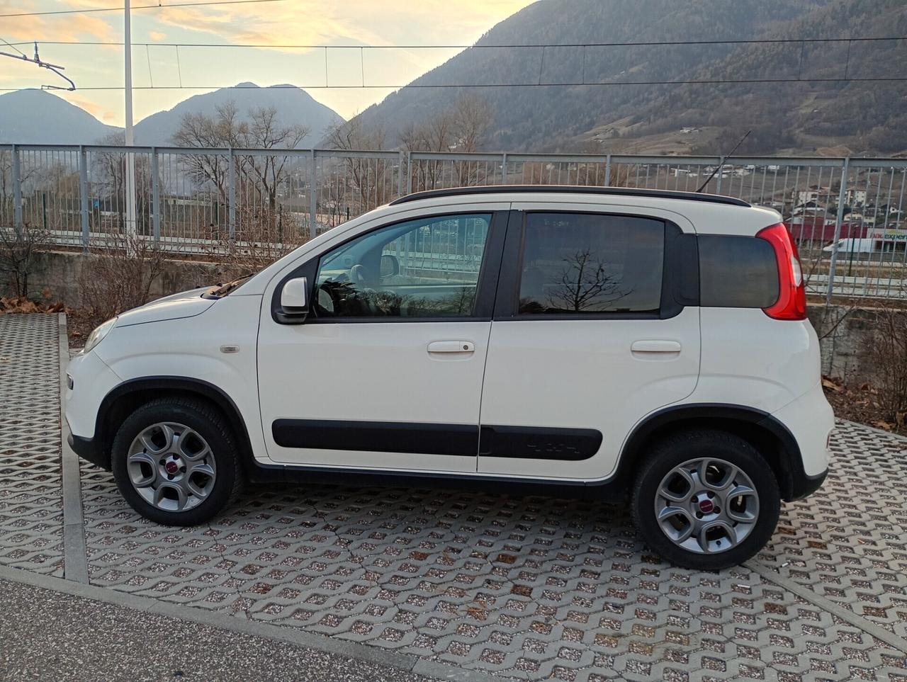 Fiat Panda 1.3 MJT S&S 4x4 gancio traino ELD