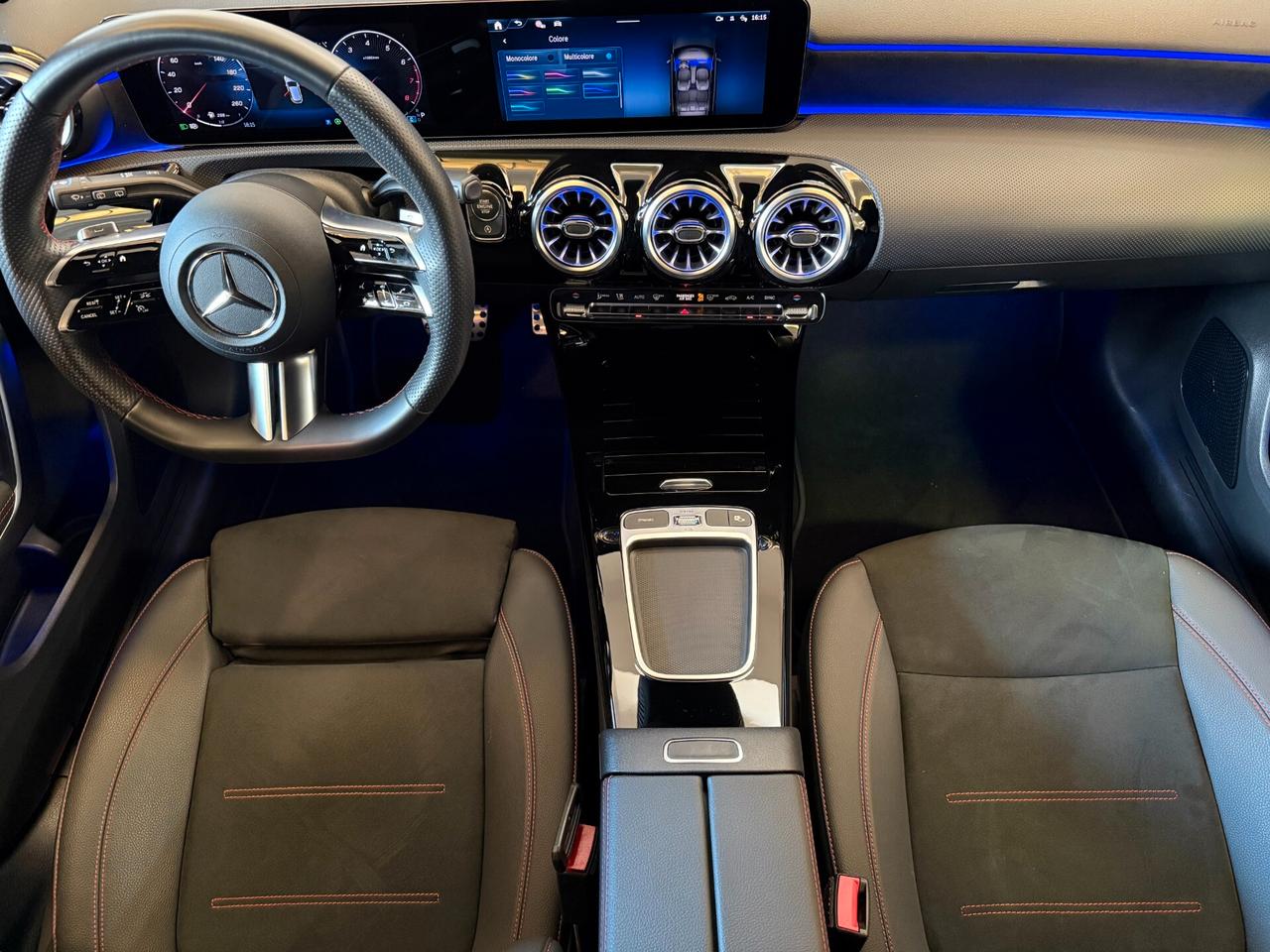 Mercedes-benz A 220 AMG Line Premium 4matic / Hybrid auto