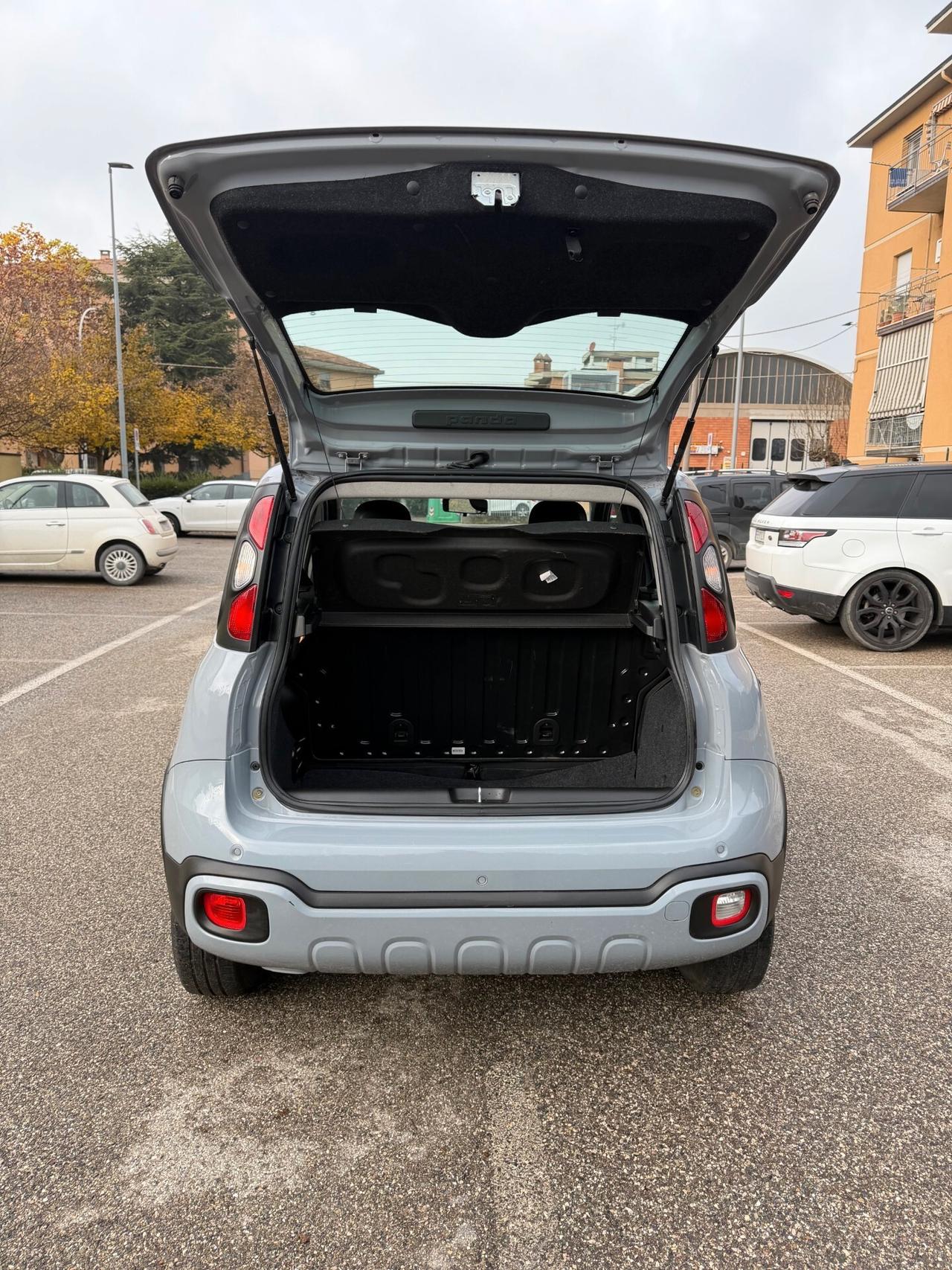 Fiat Panda 1.0 hybrid - NEOPATENTATI - 12 MESI DI GARANZIA -