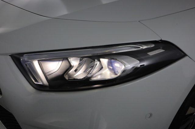 MERCEDES-BENZ A 180 A 180 d Automatic Business Extra