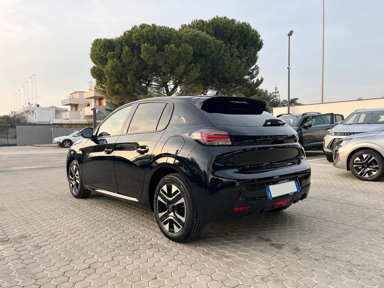 Peugeot 208 Stop&Start 100cv 5 porte Allure