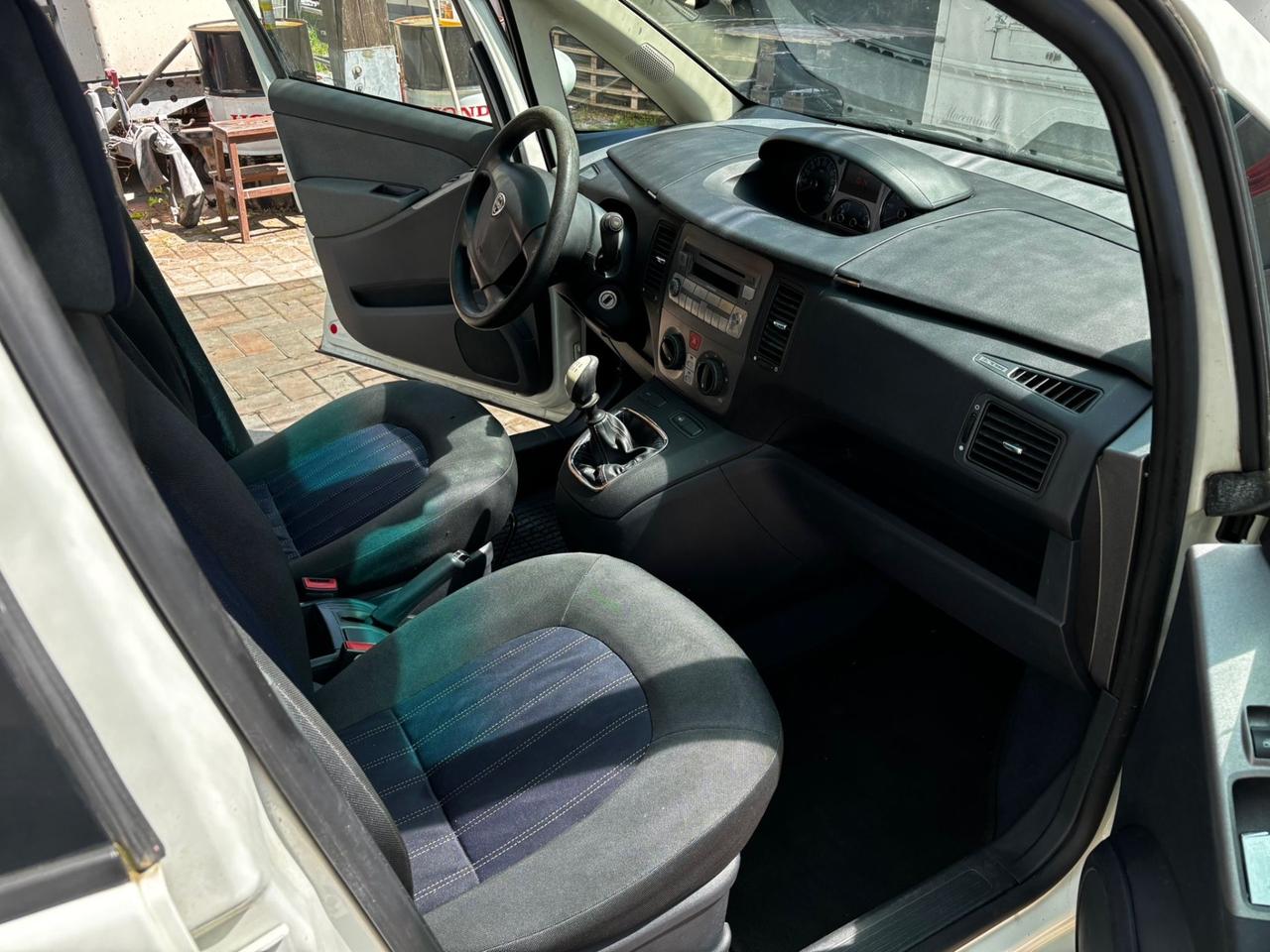 Lancia MUSA 1.4 Argento Ecochic GPL IDONEA PER NEOPATENTATI