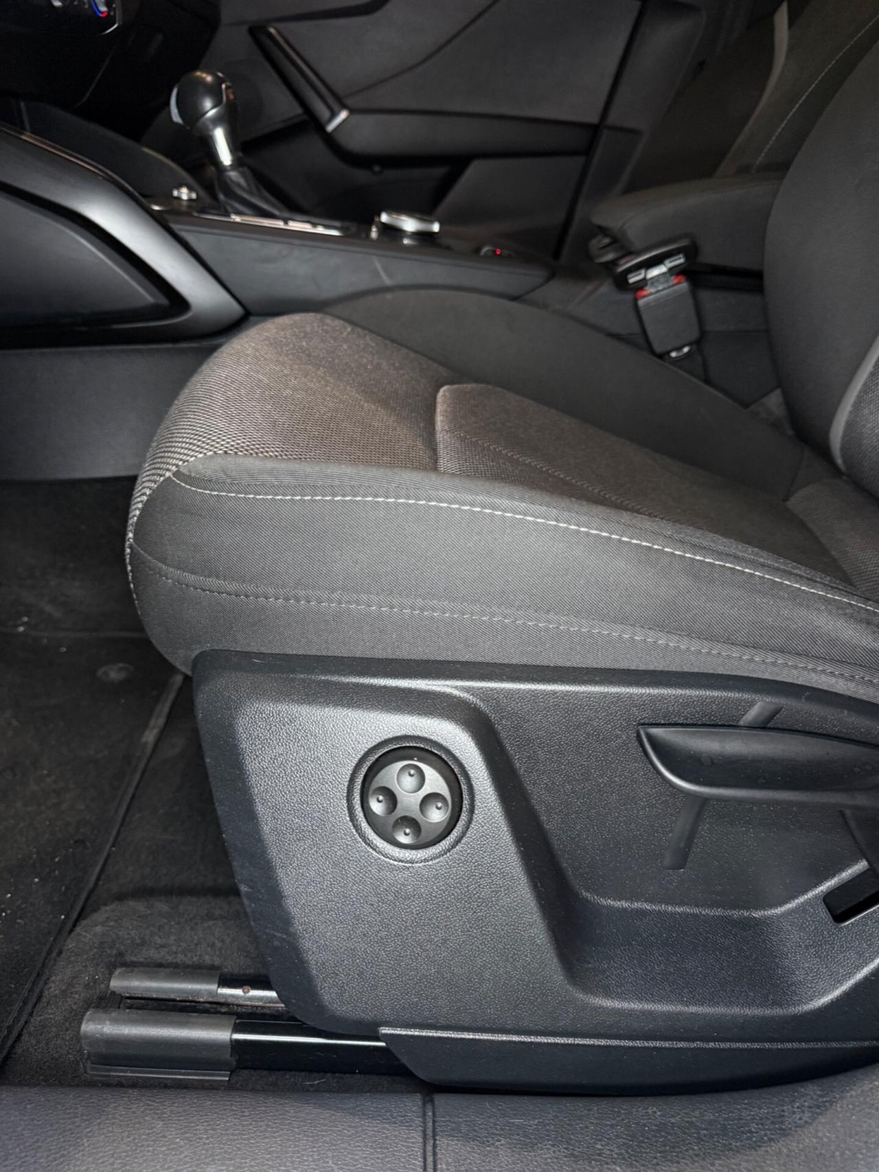 Audi Q2 30 TDI S tronic line Edition