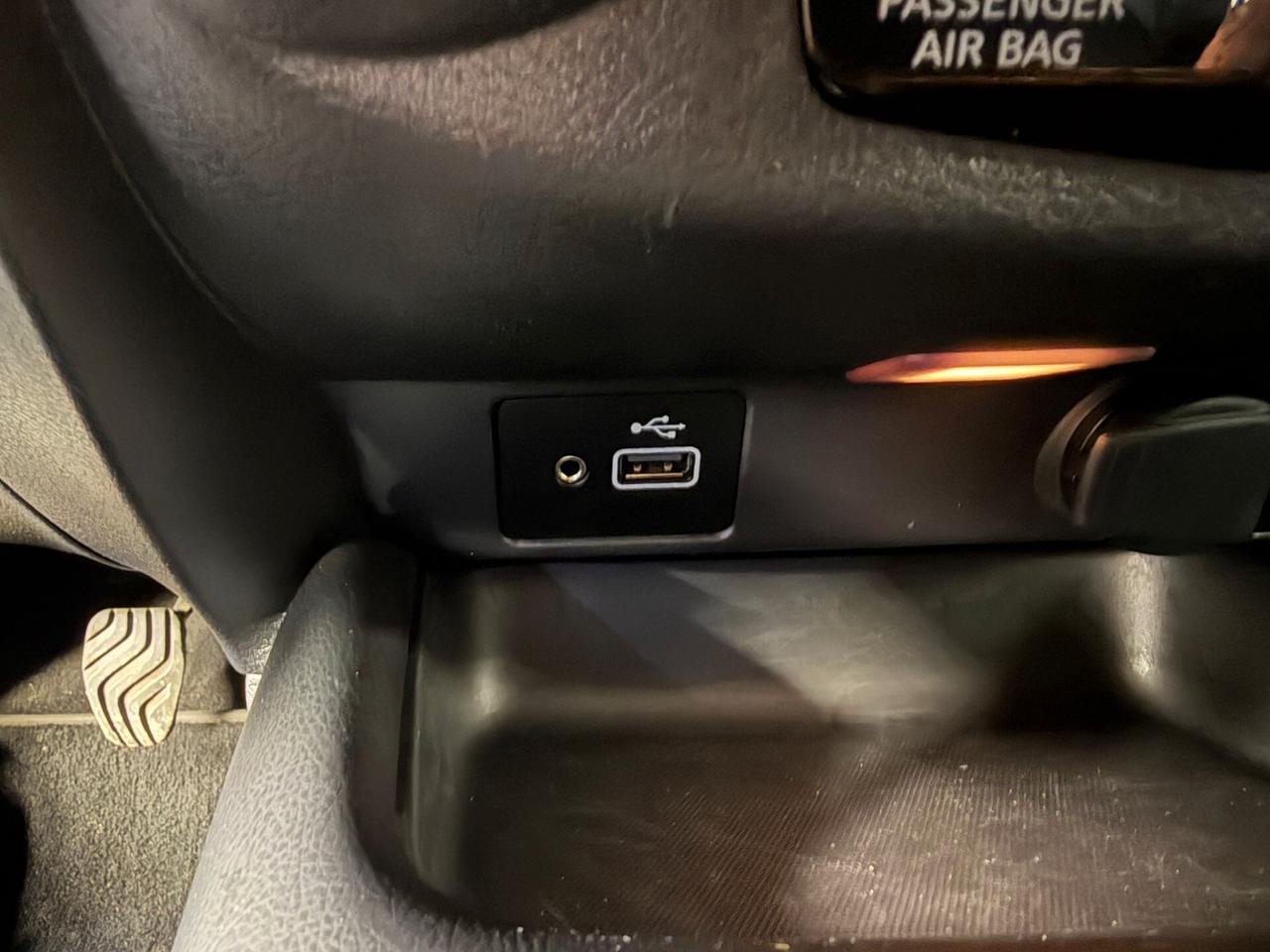 Nissan Juke 1.0 DIG-T 114 CV N-Connecta