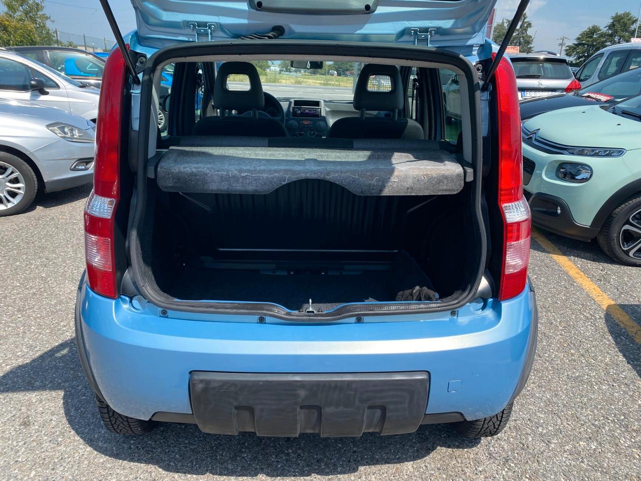 Fiat Panda 1.3 MJT 16V DPF 4x4 Climbing
