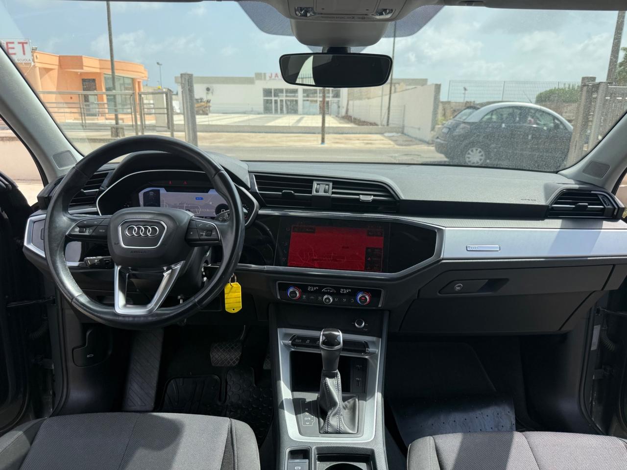 Audi Q3 35 TDI S tronic Business Advanced