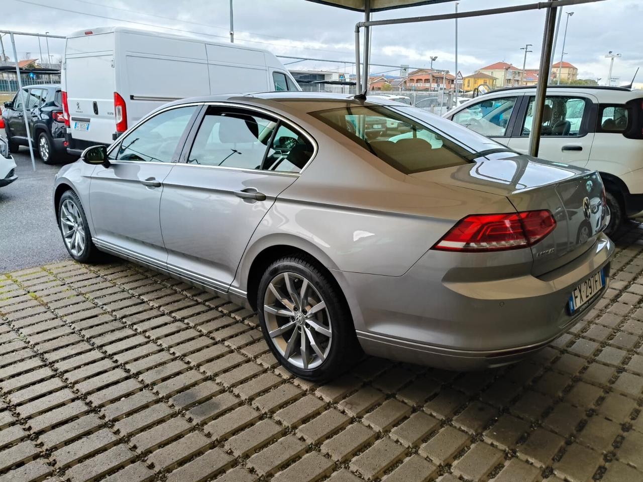 Volkswagen Passat 2.0 TDI Business BlueMotion Technology