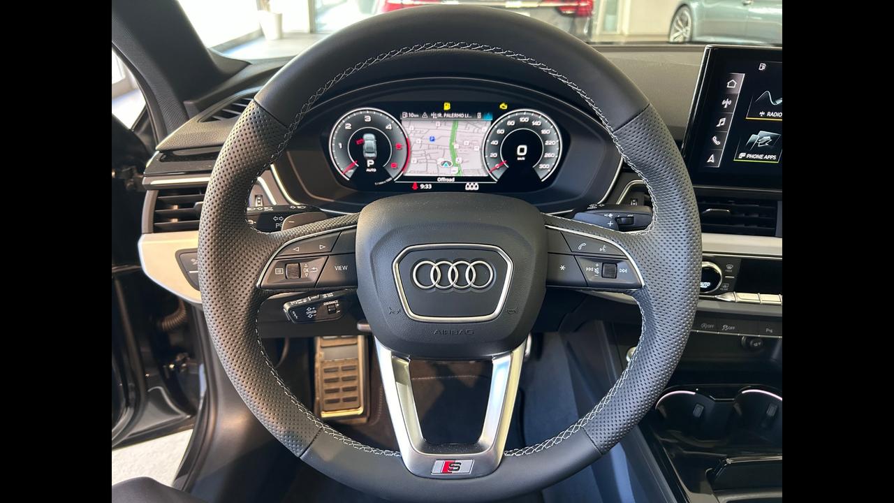 Audi A4 SEDAN 40 TDI S TRONIC