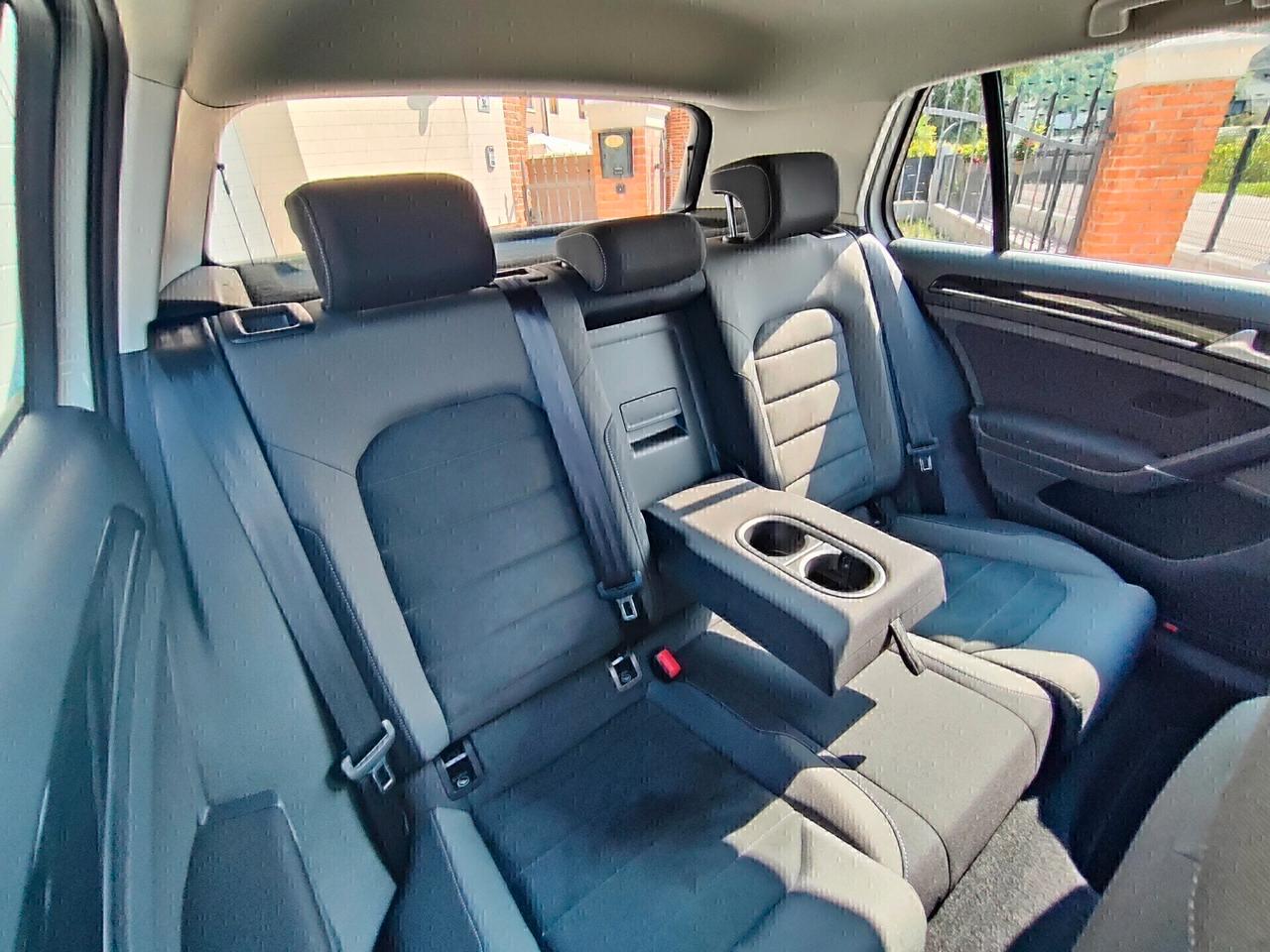 Volkswagen Golf 2.0 TDI DSG 5p. "VERA" Executive