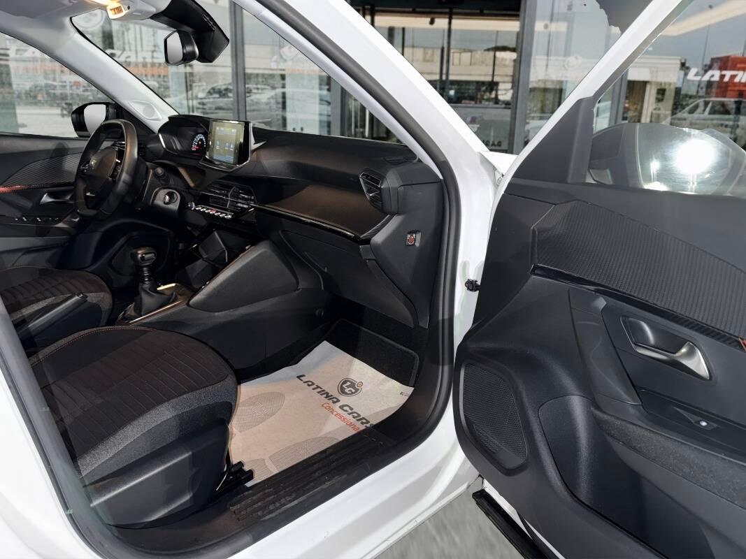 Peugeot 2008 1.2 puretech Active Pack s&s 100cv Con CARPLAY