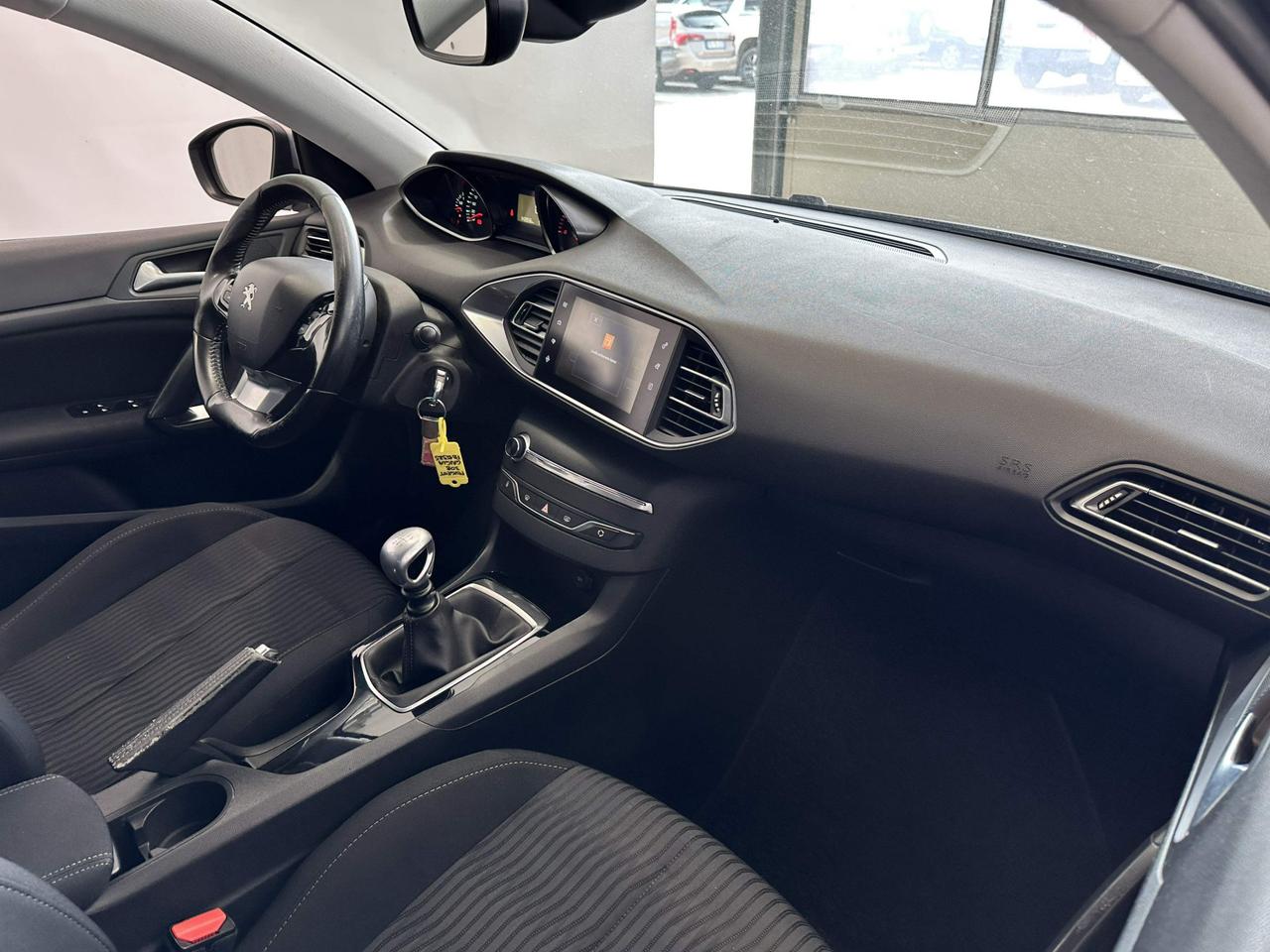 Peugeot 308 5p 1.6 bluehdi Active s&s 120cv