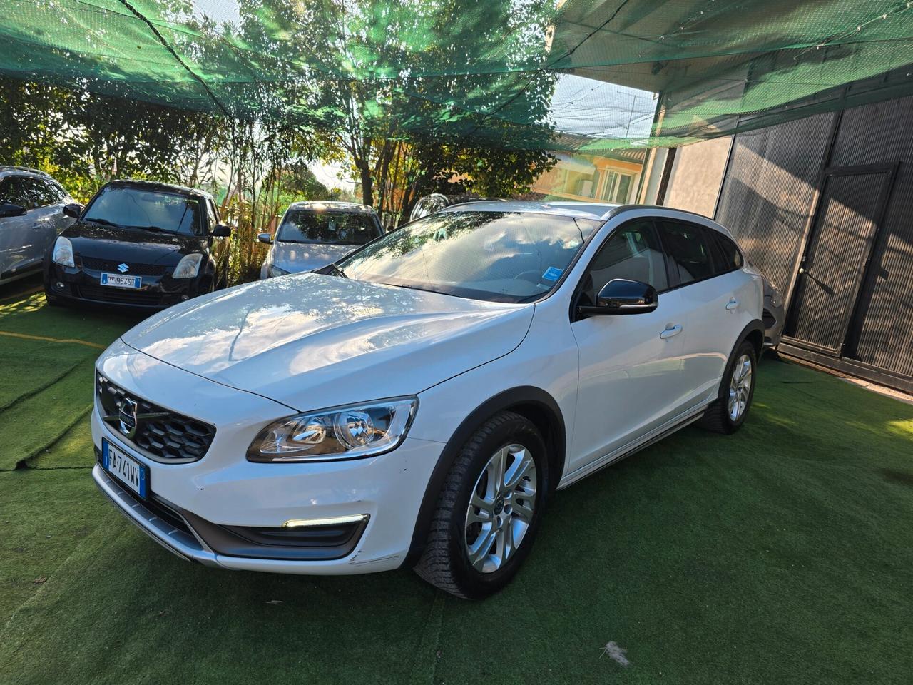 Volvo V60 Cross Country 2.0D 150CV EURO6 -2015