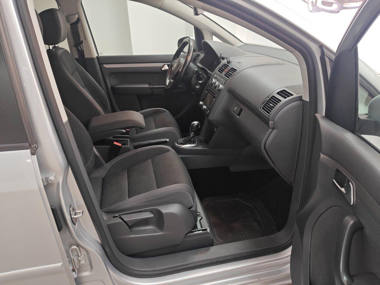 Volkswagen Touran 1.6 tdi Comfortline Business dsg 7POSTI
