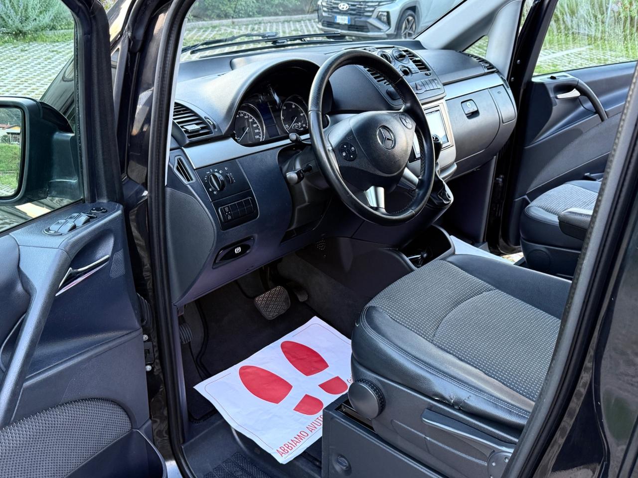 Mercedes Viano 3.0 CDI V6 224cv Avantgarde L 8 posti