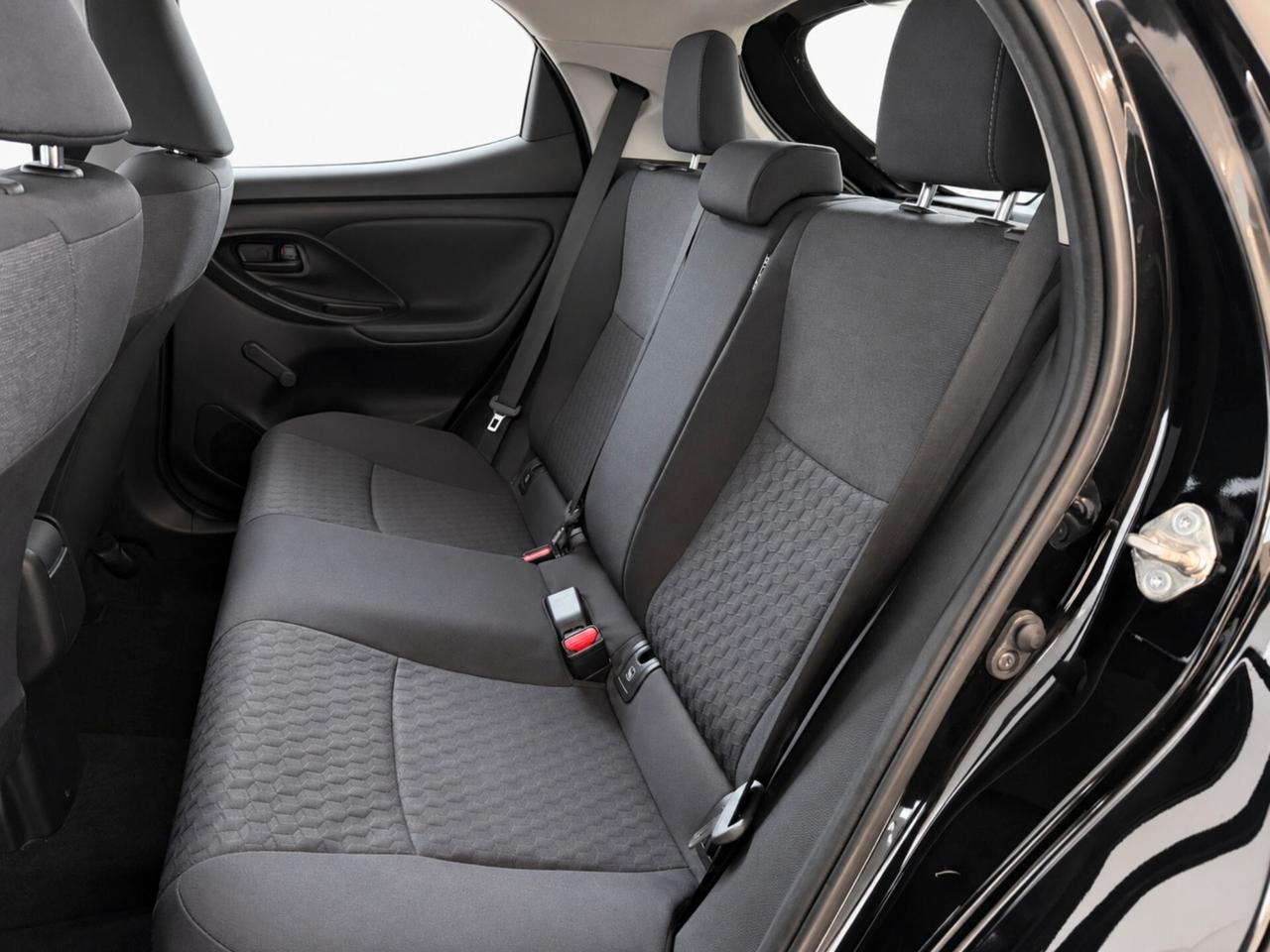 Toyota Yaris 1.5 Hybrid 5 porte Business