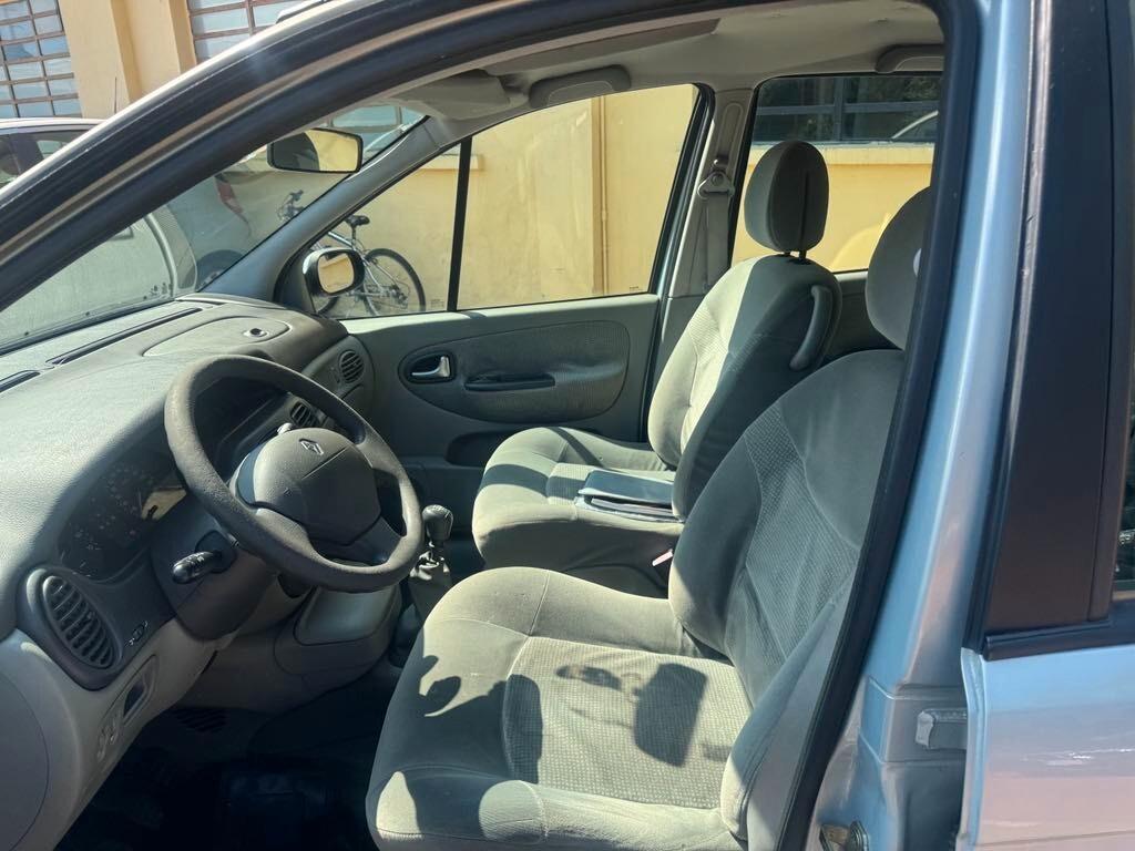 Renault Megane-Scenic 1.6 Benzina 54.000 KM