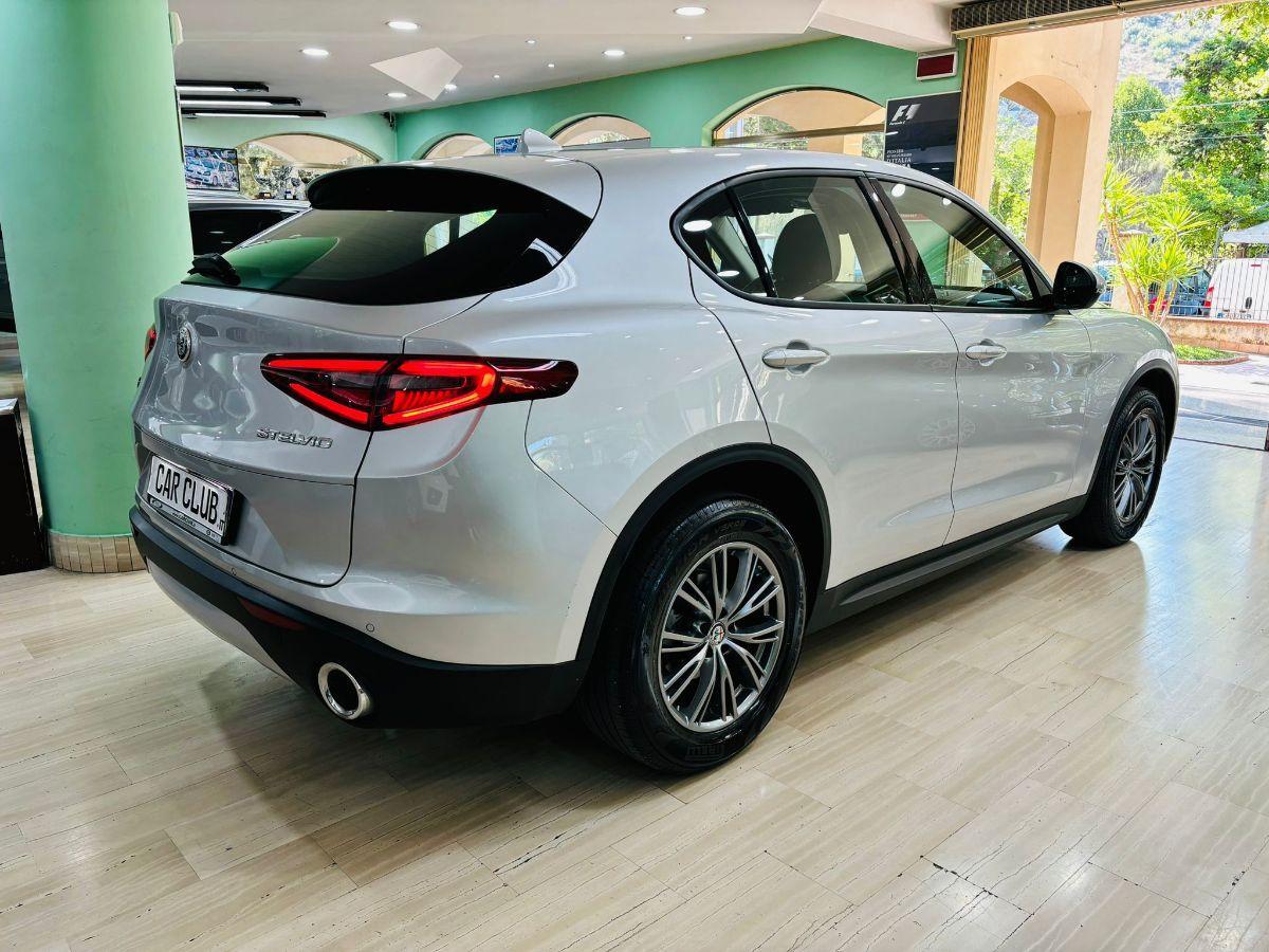 Alfa Romeo Stelvio 2.2 T.diesel 210 CV AT8 Q4 Exececutive