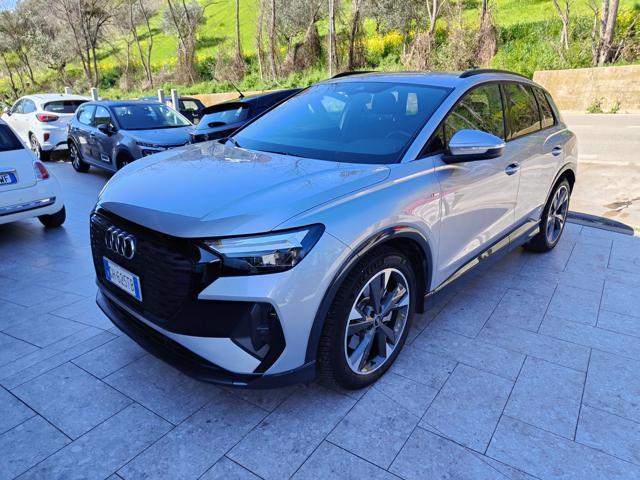 AUDI Q4 e-tron Q4 40 e-tron Business Advanced