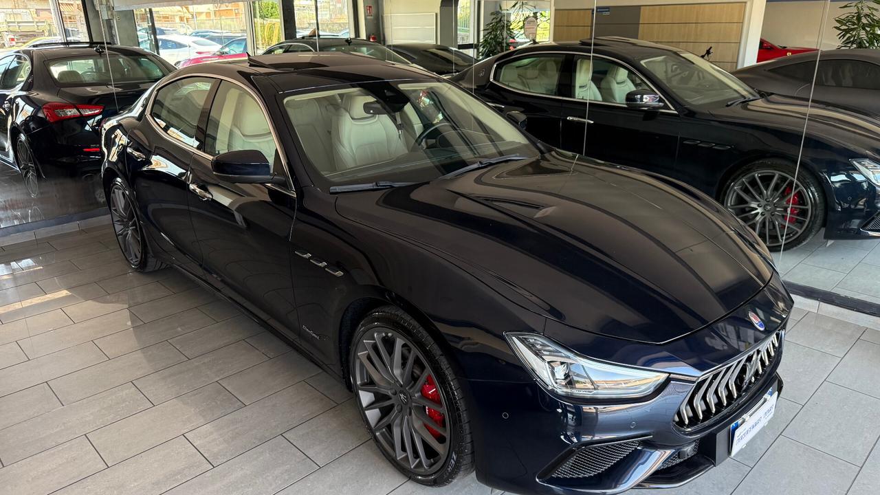 Maserati Ghibli V6 Diesel 275 CV Gransport