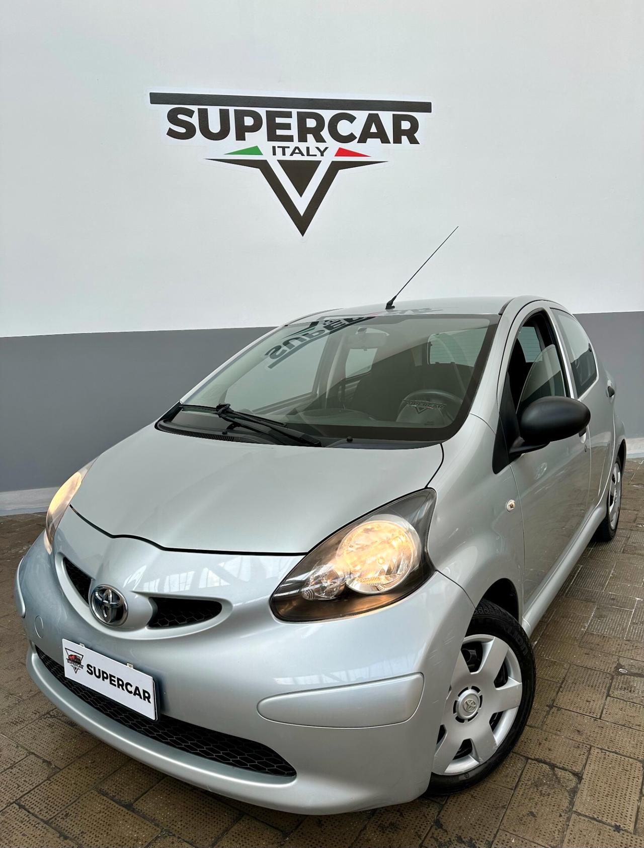 Toyota Aygo 1.0 Benz, unico proprietario. Guidabile anche da neopatentati.