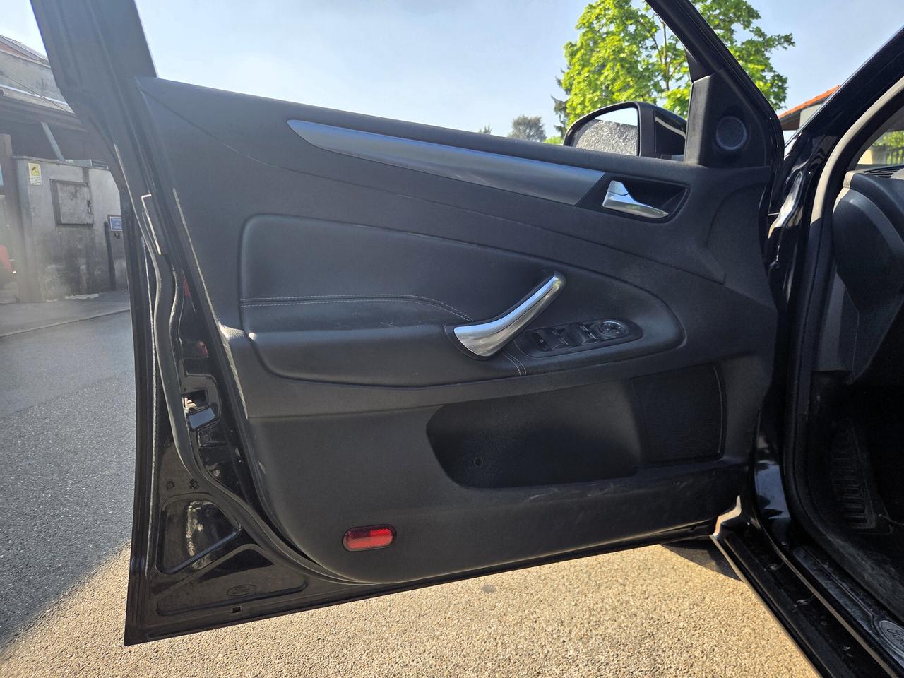 Ford Mondeo 2.0 TDCi 140 CV Station Wagon Titanium DPF