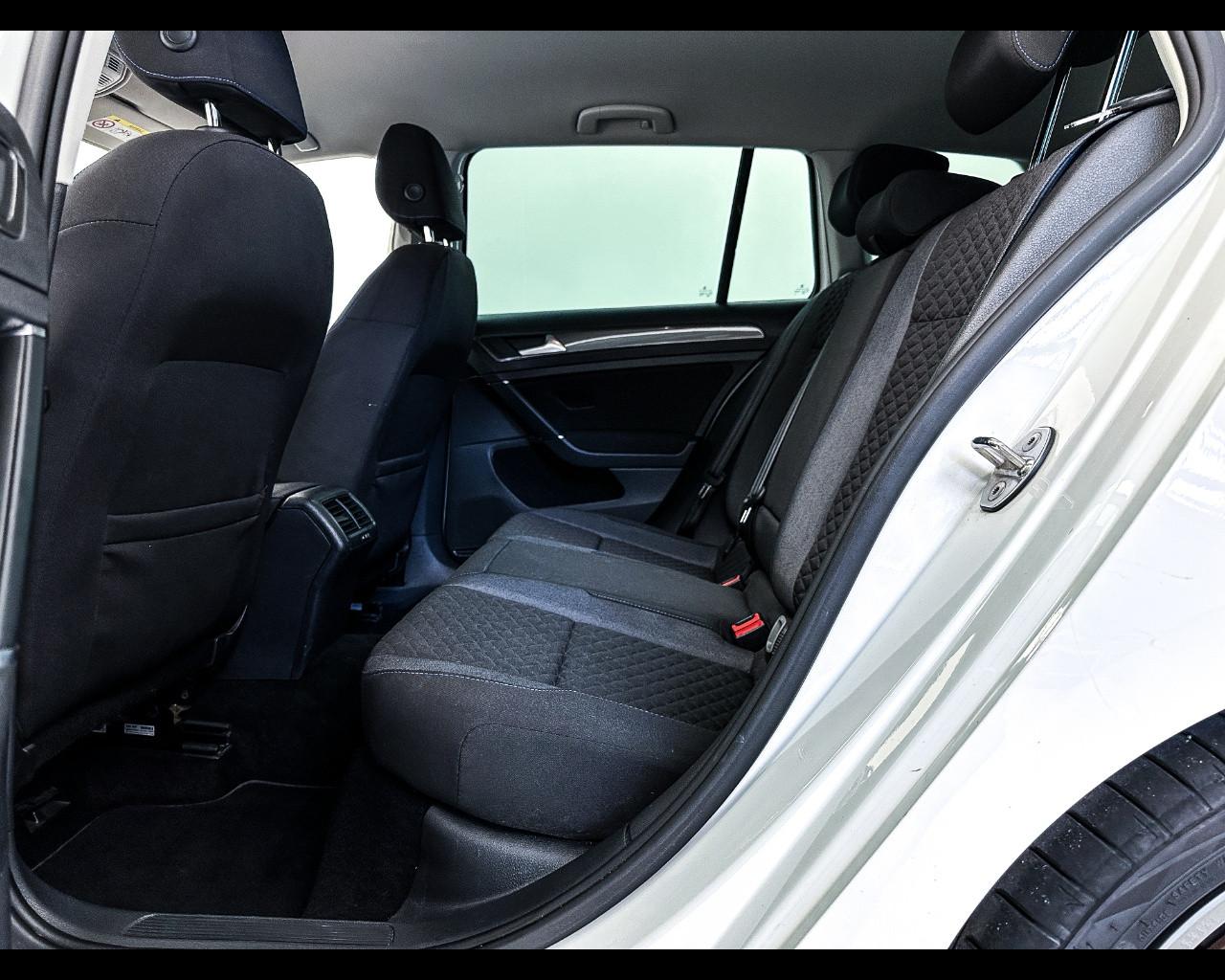 VOLKSWAGEN Golf 7ª serie - Golf Variant 2.0 TDI DSG Highline BlueMotion