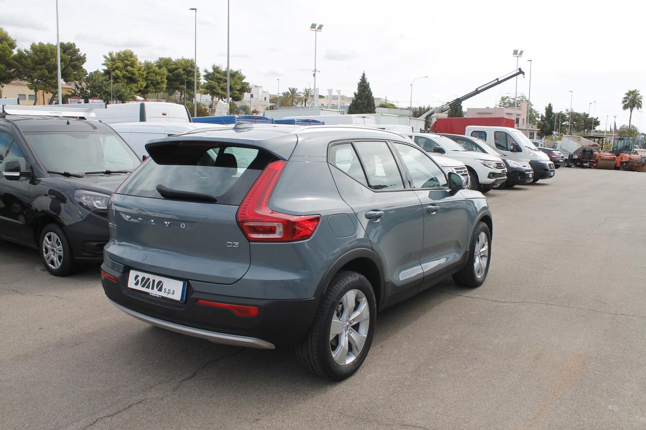 Volvo XC40 D3 Geartronic Momentum Pro