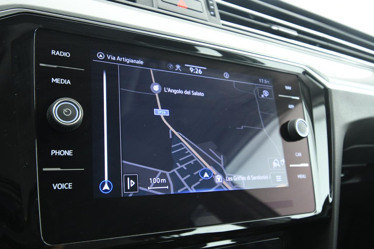 VOLKSWAGEN Passat Variant 2.0 tdi Business 150cv dsg ACC+APP CONNECT