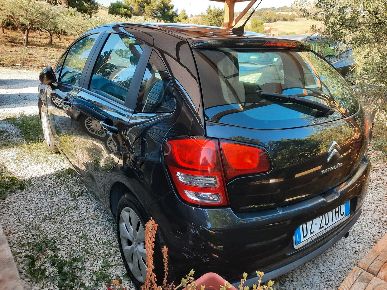 Lancia Ypsilon citroen C3