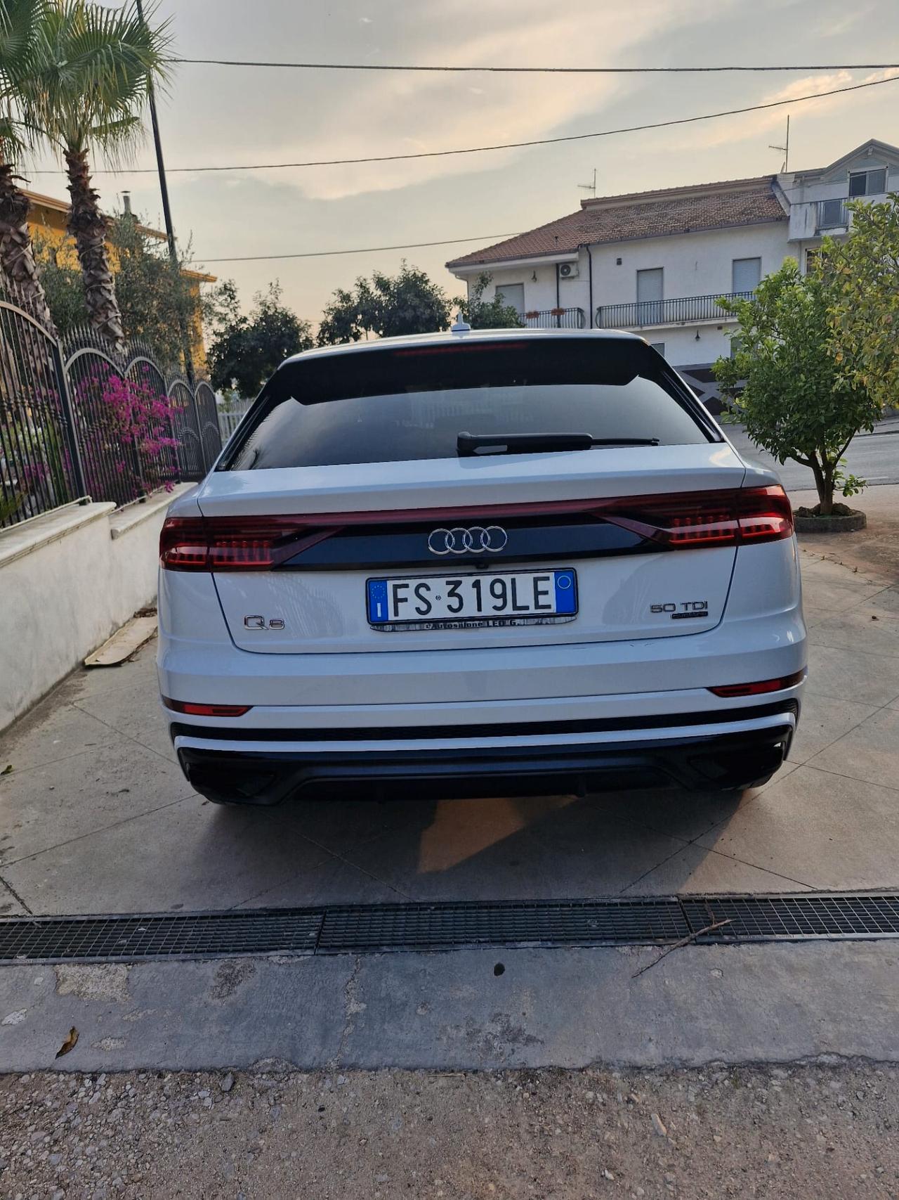 Audi Q8 50 TDI 286 CV quattro tiptronic Sport